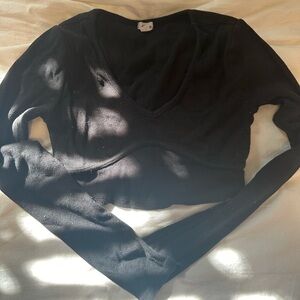 Garage cropped long sleeve